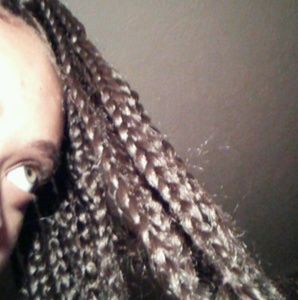 Meet your Posher, Kayla